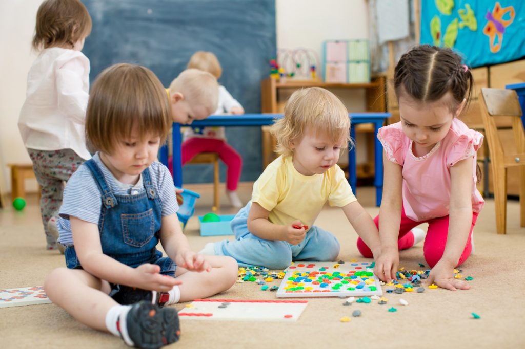 chauffer-et-rafraîchir-une-crèche